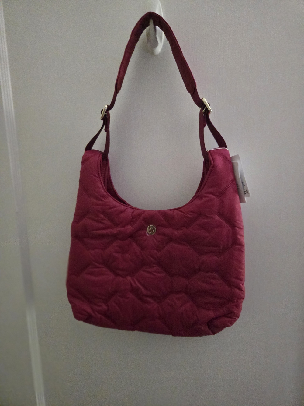 lululemon athletica Quilted Shoulder Bag - Berry Rumble